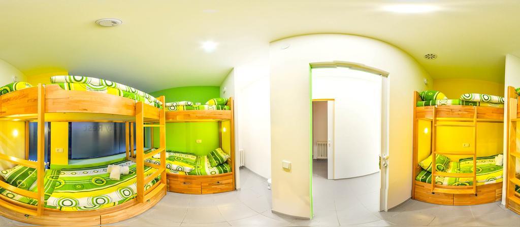 Hostel City Rest Сараєво Екстер'єр фото
