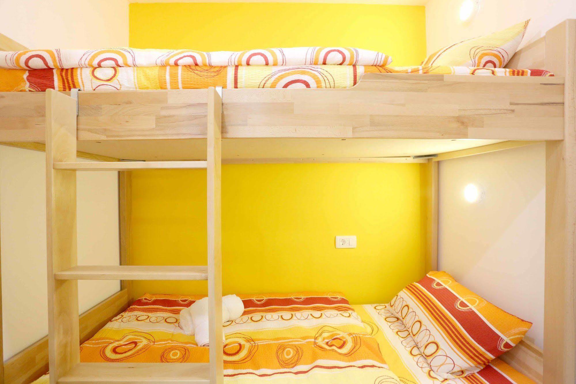 Hostel City Rest Сараєво Екстер'єр фото